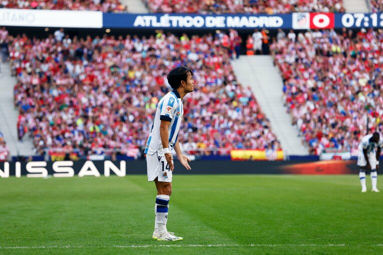 絶好の機会にパスが出てこず、苛立ちを見せる　©Daisuke Nakashima