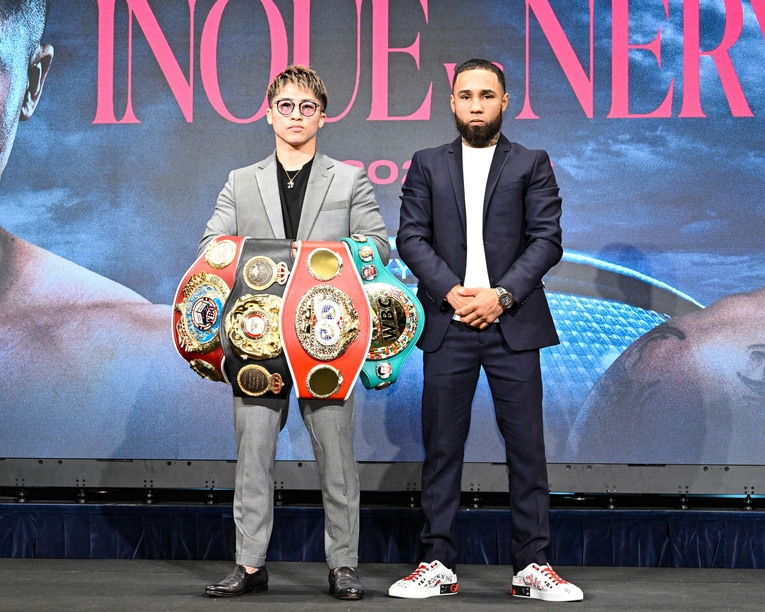 会見で顔を合わせた井上尚弥とルイス・ネリ　©︎Hiroaki Yamaguchi