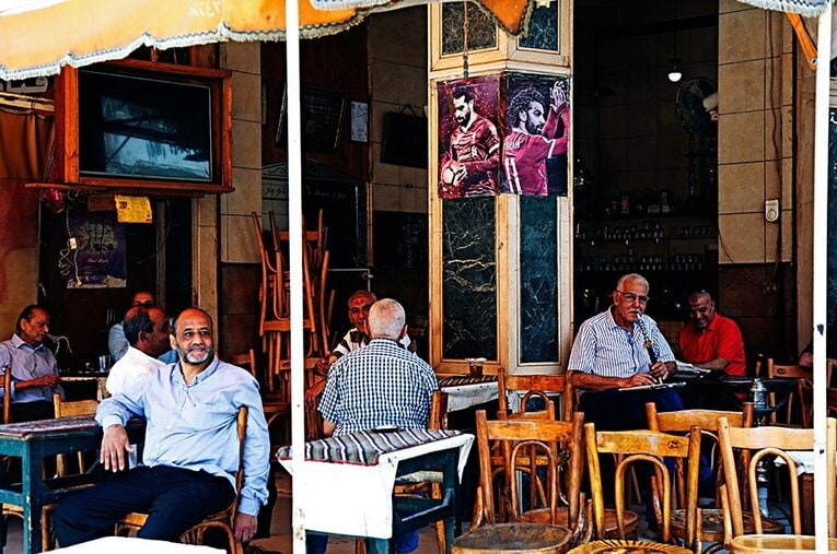 首都カイロや第２の都市アレクサンドリアの街中では、いたるところでサラーの顔が目に飛び込んでくる。 ／ photograph by Daisuke Nakashima