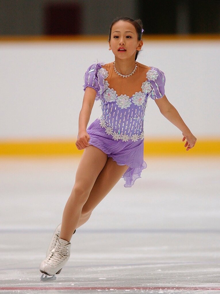 2002年の浅田真央。練習での姿も後輩たちのお手本だった　©JIJI PRESS