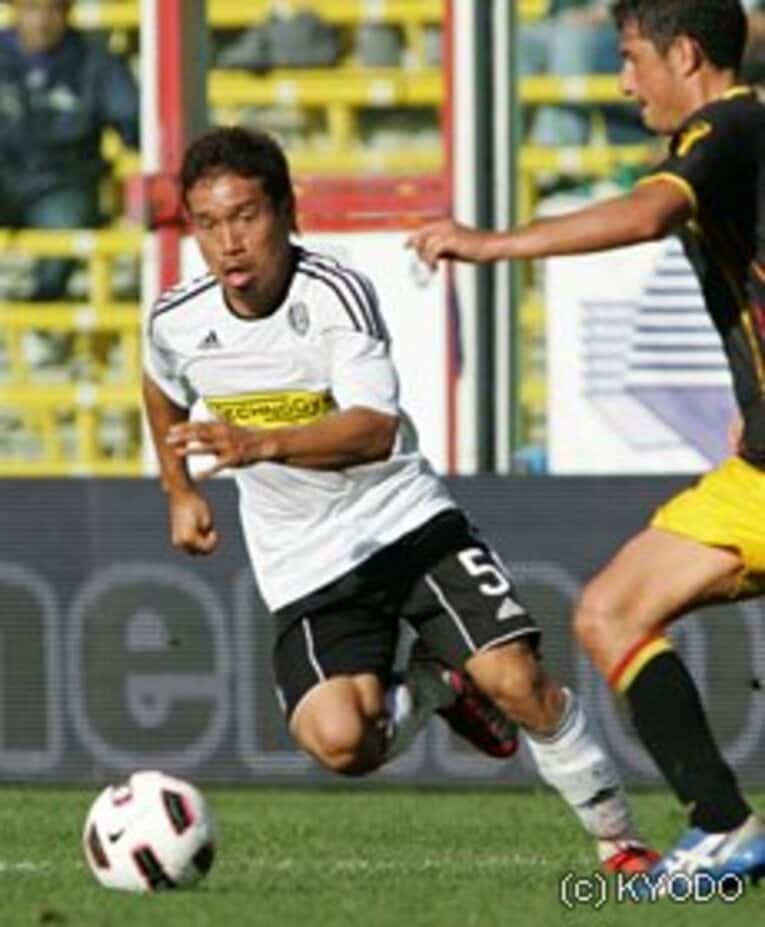 チェゼーナでは、セリエA開幕から16試合連続フル出場を果たし、チームの主軸として活躍した