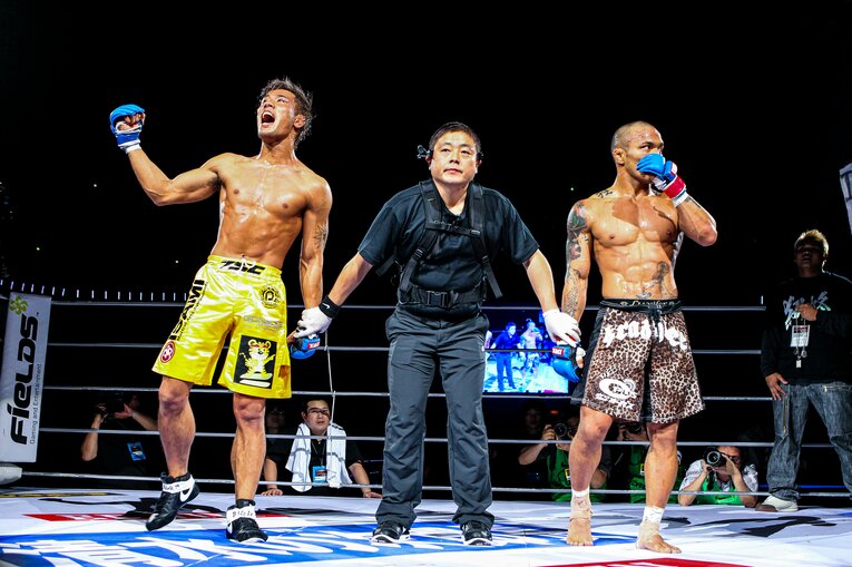 金原は判定でKIDに完勝。日本人トップファイターとしての地位を確立した　©Susumu Nagao