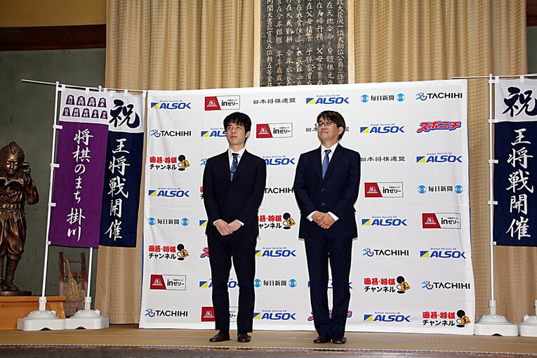 王将戦第1局前日の様子　©NumberWeb