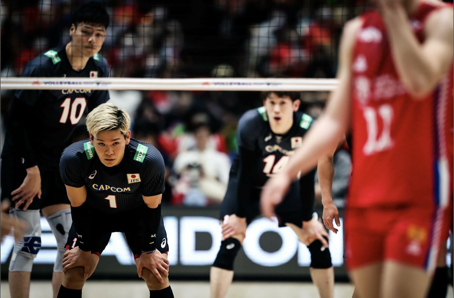 チームを牽引する石川祐希の姿は、西田有志ら後輩たちの大きな刺激になっている ©︎FIVB