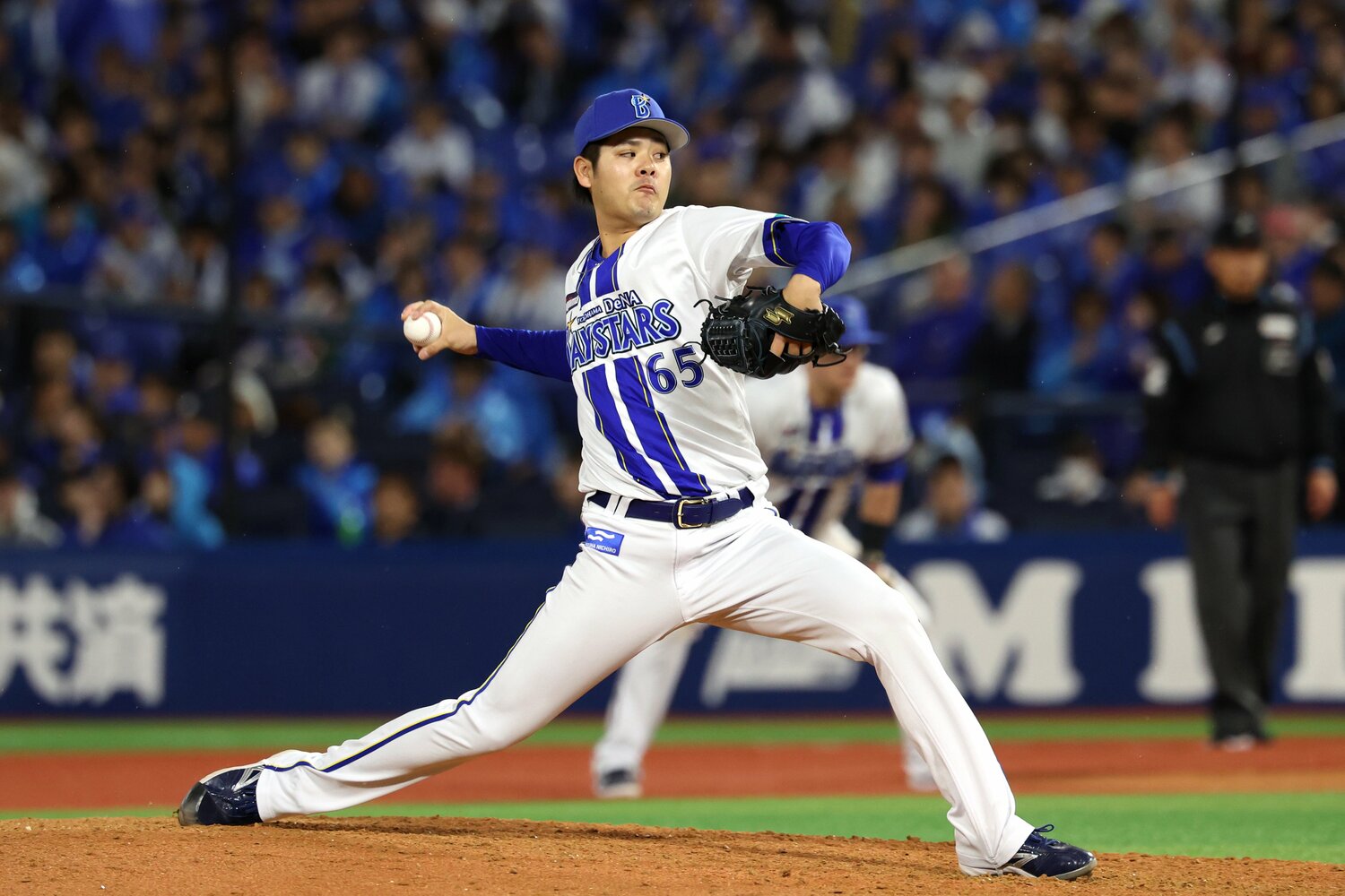 一軍で戦力としてシーズンを戦うためのコンディション維持は大きな課題だ　©JIJI PRESS