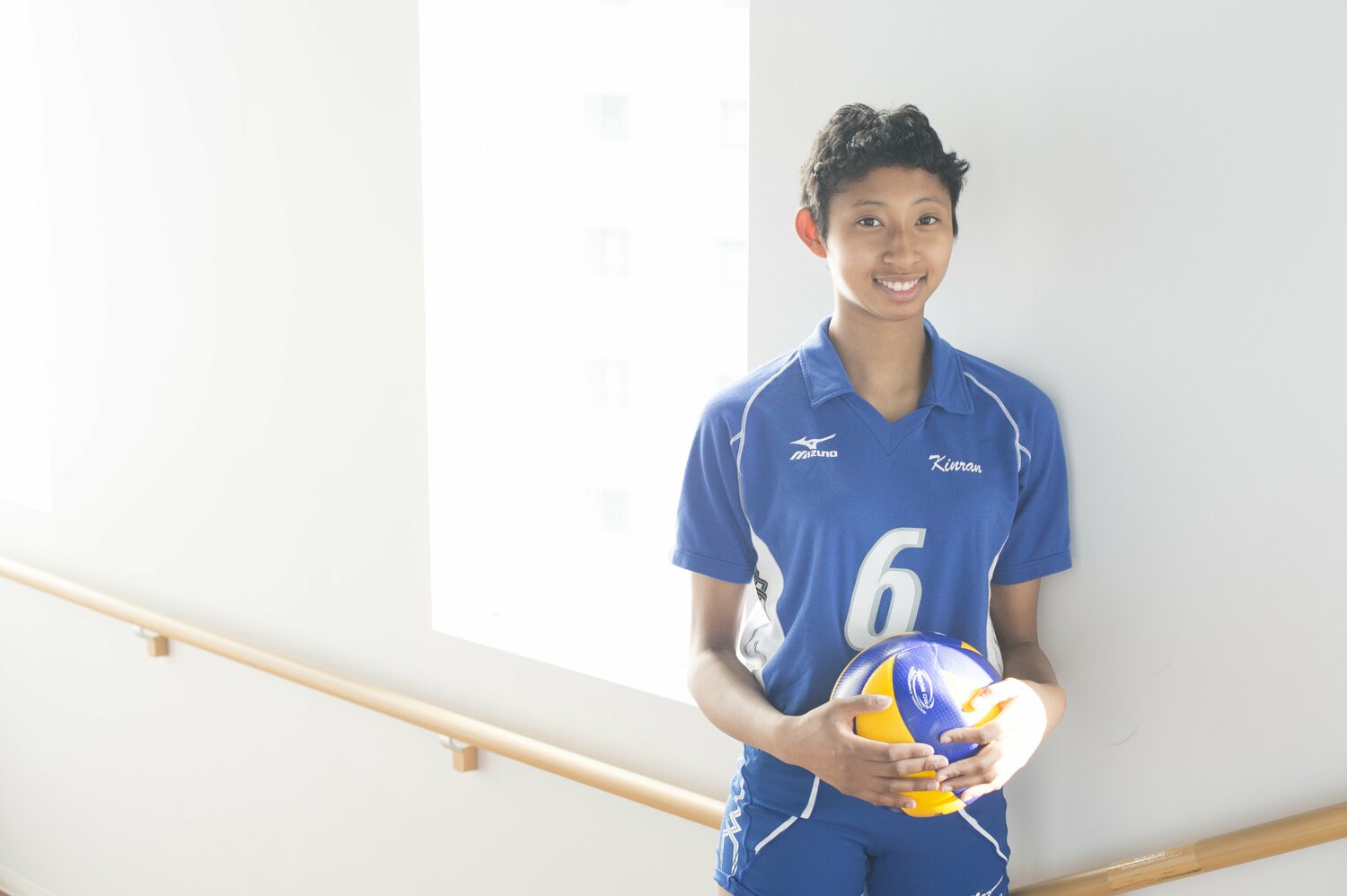 金蘭会高校時代の宮部藍梨（2015年2月、当時高校1年生）©︎Asami Enomoto　　※画像をクリックすると、学校で撮影した当時の貴重な写真をご覧いただけます。