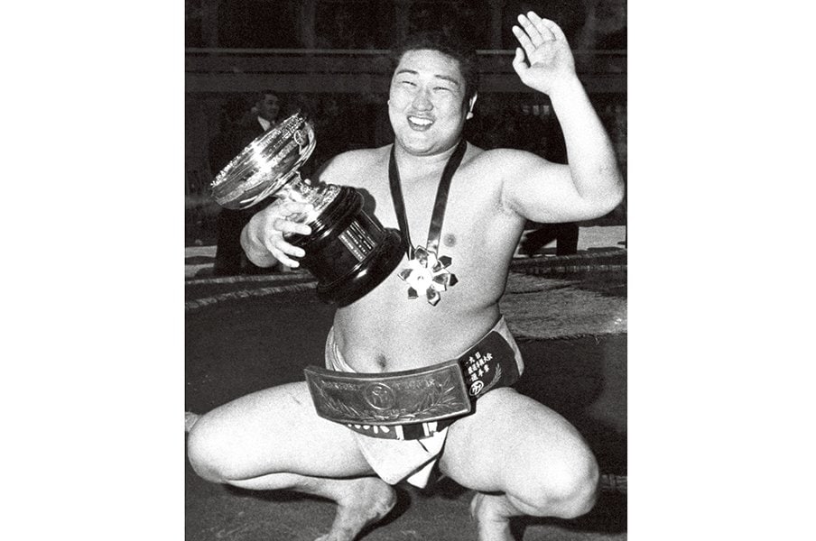 日本大学前理事長・田中英寿氏は逮捕、大学相撲の名門・日大が低迷中 