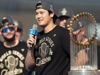 悩んだ末にヤンキースへ。黒田博樹、決断の理由。～広島への思いとの