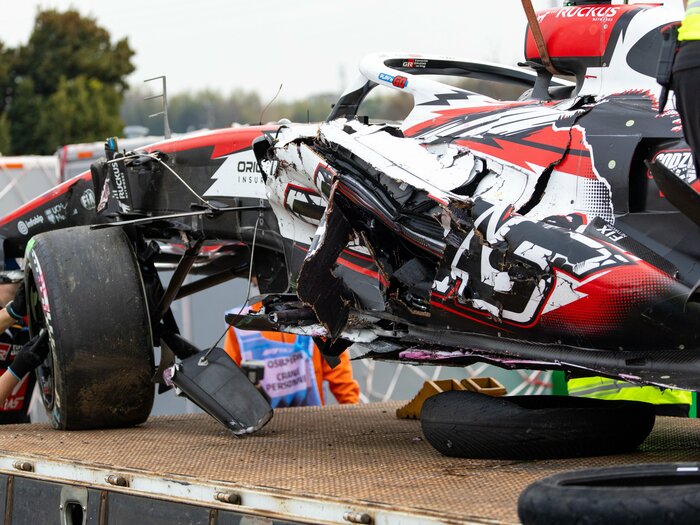 「世界中の高速コーナーが消える…」アロンソやフェルスタッペンを落胆させた鈴鹿130Rの現象に見えるF1新レギュレーションの構造的欠陥とは？＜Number Web＞ photograph by Getty Images