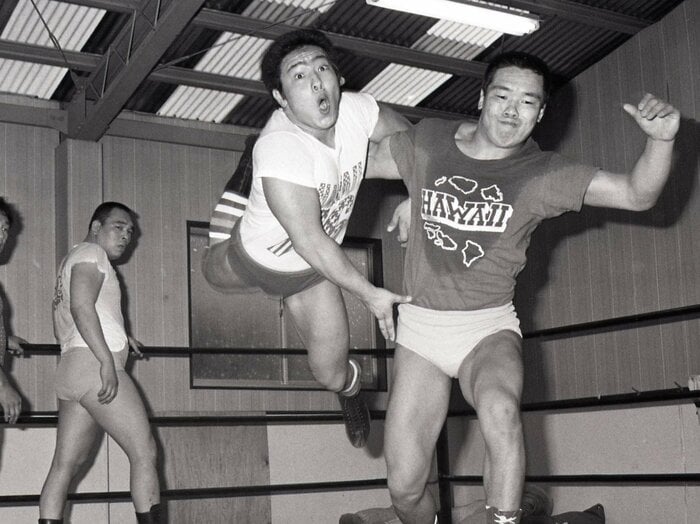 「猪木さんには勝てません」「小林邦昭さんの歯がポキーン」佐山聡が経験した“ガチすぎるセメント”…それでも「新日本に入ってよかった」納得の理由＜Number Web＞ photograph by 東京スポーツ／アフロ