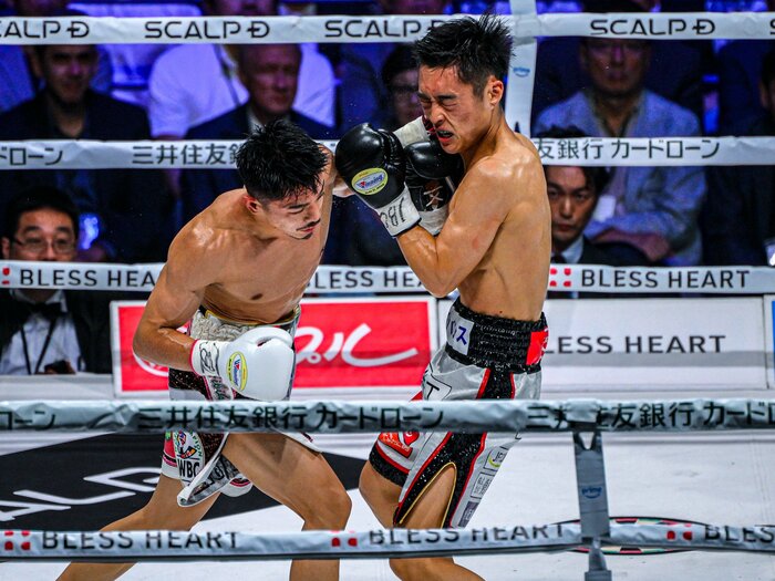 「これを予想できた人はいないのでは」中谷潤人“サプライズ奇襲”の裏で…元世界王者・飯田覚士が懸念した前日計量のある数値「減量苦のバロメーターか…」＜Number Web＞ photograph by Takuya Sugiyama