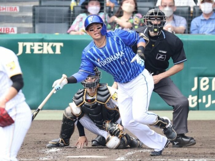 「とにかく練習するスタイルから変えました」代打で見逃し三振3連発…蝦名達夫24歳が一軍定着＆“エビ反りキャッチ”を見せるまで＜Number Web＞ photograph by Sankei Shimbun