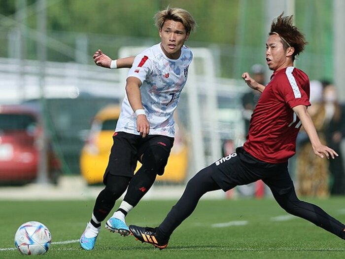 〈J1キャンプ現地レポ〉FC東京アルベル体制2年目の「ポケット攻略」 達人・仲川輝人と期待の俊英は「新たなカラー」を作れるか＜Number Web＞ photograph by F.C.TOKYO