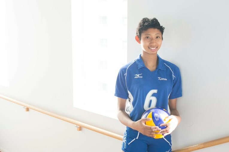 金蘭会高校時代の宮部藍梨（2015年2月、当時高校1年生）©︎Asami Enomoto　　※画像をクリックすると、学校で撮影した当時の貴重な写真をご覧いただけます。