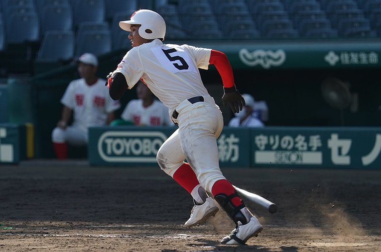 「高嶋前監督の孫」という点に注目が集まったのは重圧だっただろう。しかし高嶋奨哉はイチローの言葉を胸に乗り越えた ／ photograph by Hideki Sugiyama