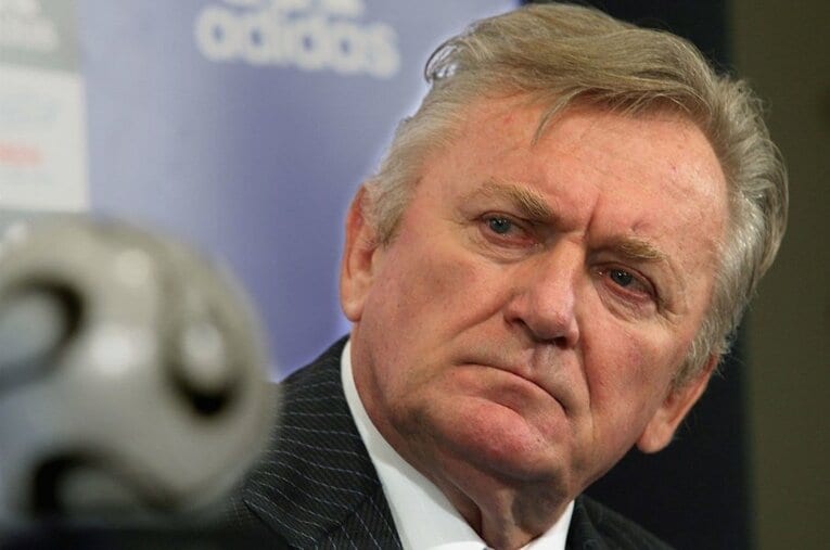 1−0の結果に批判的な論調も多かった中国戦を評価したオシム。名将の目に現在の日本代表はどう映ったのか ／ photograph by Getty Images