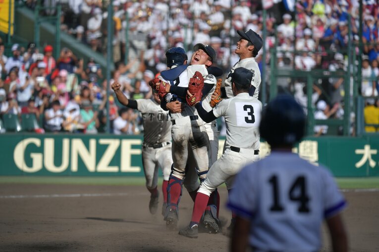 春夏連覇を果たした大阪桐蔭「最強世代」　©︎Hideki Sugiyama