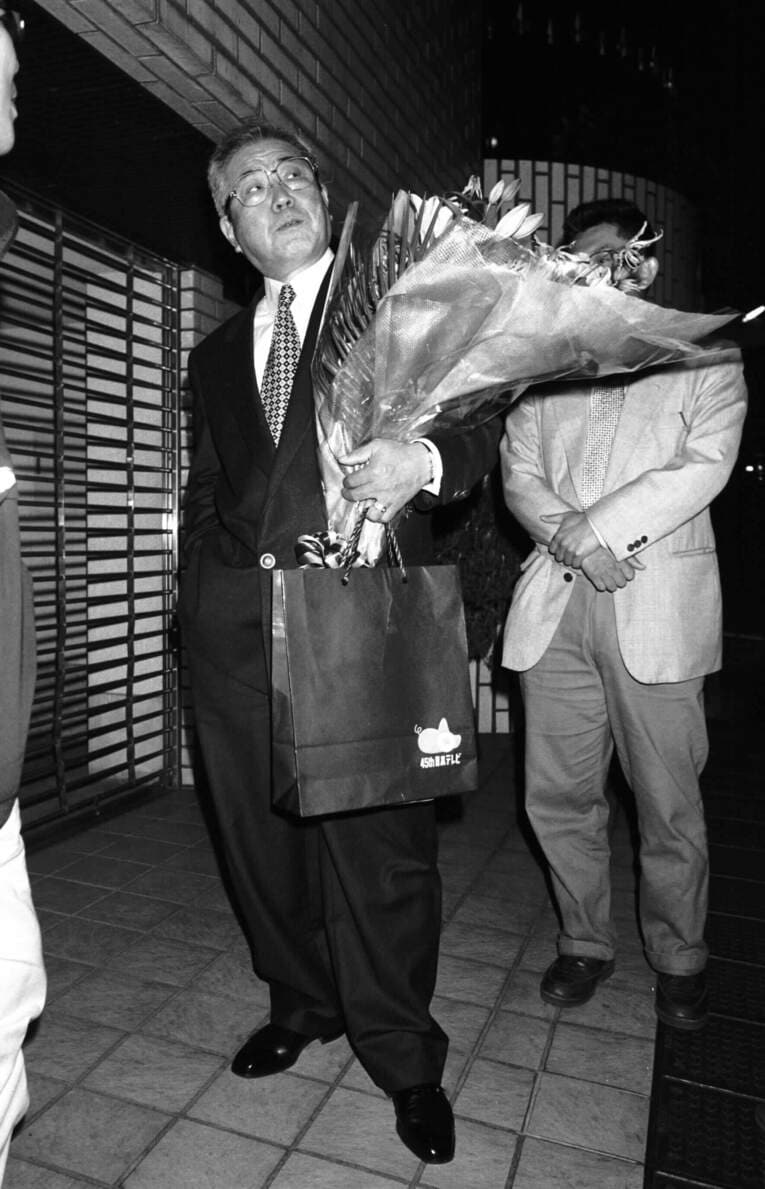 1998年、阪神監督就任時の野村克也 ©BUNGEISHUNJU