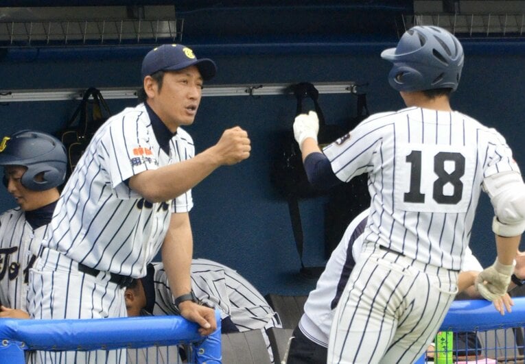 2021年から東海大相模の指揮を執る原監督。1995年のドラフトで巨人から1位指名を受けた　©KYODO