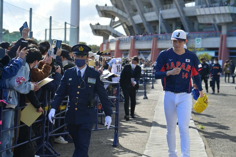 侍ジャパン強化合宿中の佐々木　©︎Hideki Sugiyama