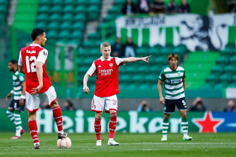 「モリタ、モリタ」とポルトガル地元カメラマン称賛…冨安健洋vs守田英正が「試合後にユニ交換」“EL日本人対決”を撮った(11)