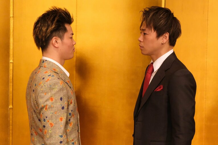 那須川と武尊のフェイスオフ　©Norihiro Hashimoto