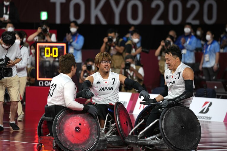 日本の攻撃をリードした（右から）池、池崎、島川　©︎AP/AFLO