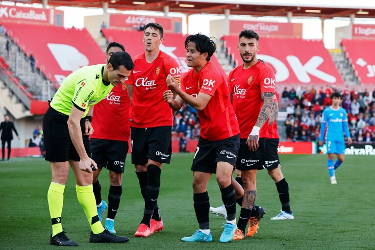 「クボは気合が入っていなかった」と言われたけど… 久保建英の“超集中”に元日本代表監督アギーレが拍手したワケ〈撮影者の視点〉(40)