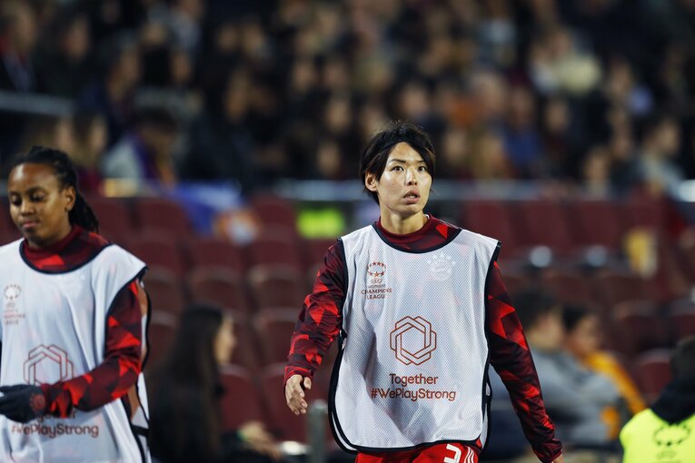 W杯ブラジル戦のウラで「バルサ女子がカンプノウで4万6967人」盛況なワケ… メッシ後に君臨する“女王”、熊谷紗希が見せた悔しさ(73)