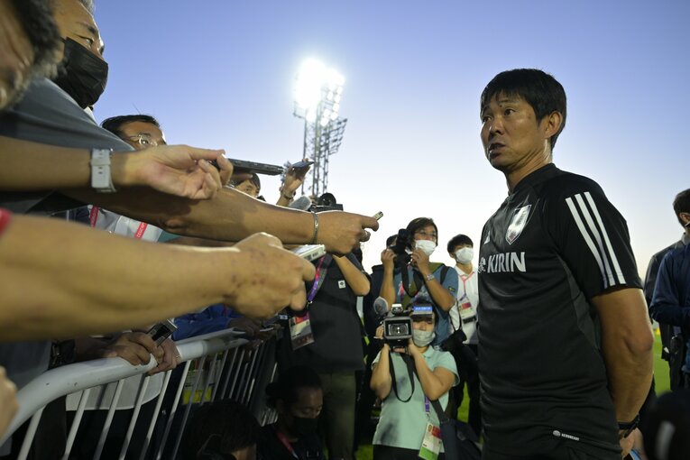 コスタリカ戦翌日、森保監督は取材に応じる　©Koki Nagahama/JMPA