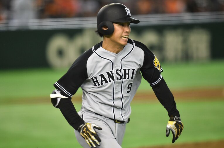 2016年に阪神にドラフト1位で入団、新人王も獲得した高山俊。前途洋々だったはずのプロの世界でなにが起こったのか ／ photograph by BUNGEISHUNJU