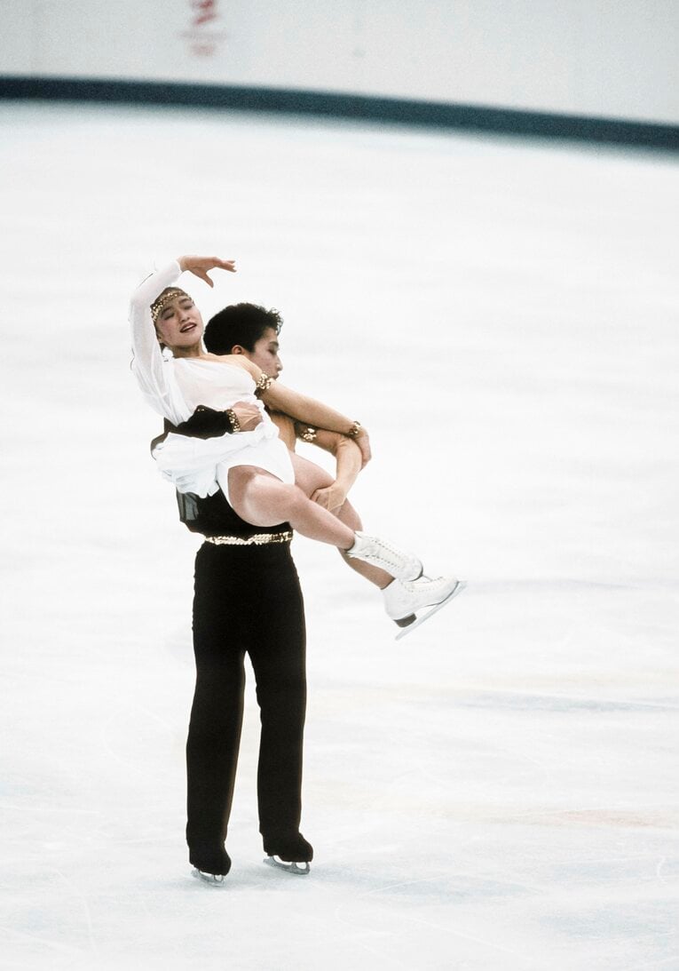 1992年アルベール五輪での「井上・小山」ペアの演技　©Getty Images