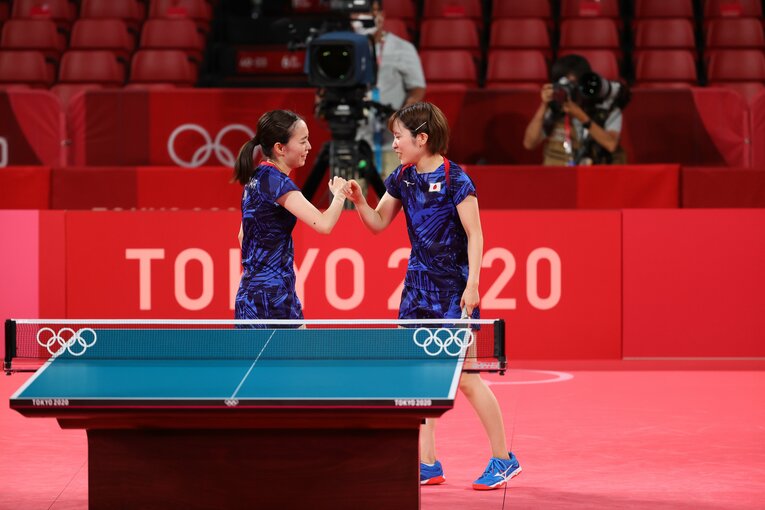 「福原さんは、すごいな」卓球・石川佳純が見ていた“リオのキャプテン”の姿　団体“銀”の3人は東京五輪にどう挑んだか(13)