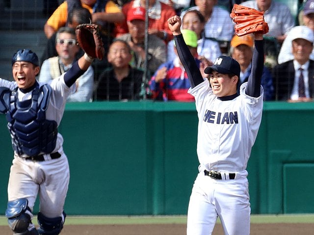 アンジャッシュ渡部建が見たセンバツ。龍谷大平安、投手と監督の信頼