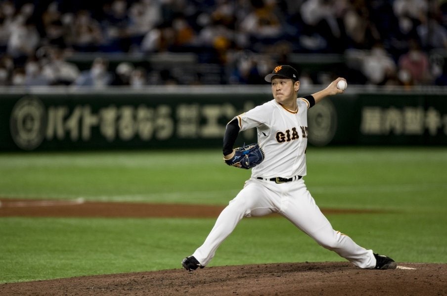“マシンガン継投”せざるを得ないのも想定内? 巨人・原辰徳監督が計算に入れる今季の「特別ルール」とは<Number Web> photograph by Kiichi Matsumoto