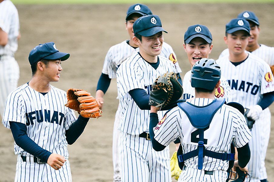 甲子園でエースを中6日は可能か 阪神 死のロード も同時に解決 高校野球 Number Web ナンバー