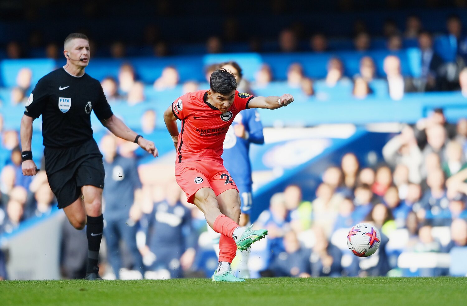 後半24分、苦しい時間帯に決まった19歳エンシソの逆転スーパーゴール。エンシソは17歳のときにパラグアイ代表に初招集された逸材だ　©Getty Images