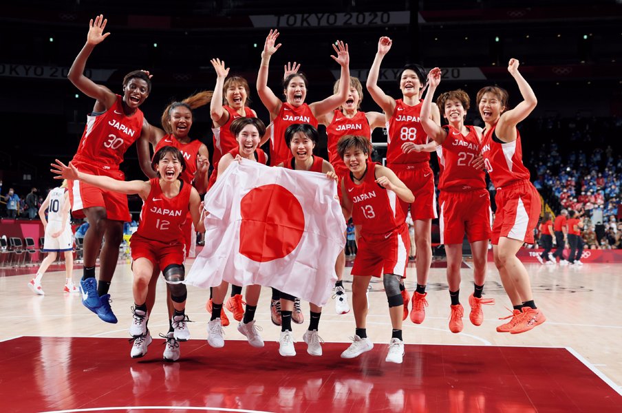 ［信じる力が生んだ偉業］バスケットボール女子「スーパースターなきスーパーチーム」＜Number Web＞ photograph by Kaoru Watanabe/JMPA