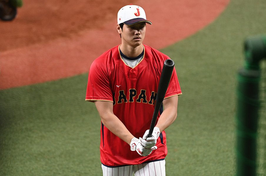 打撃練習に臨む大谷　©Naoya Sanuki