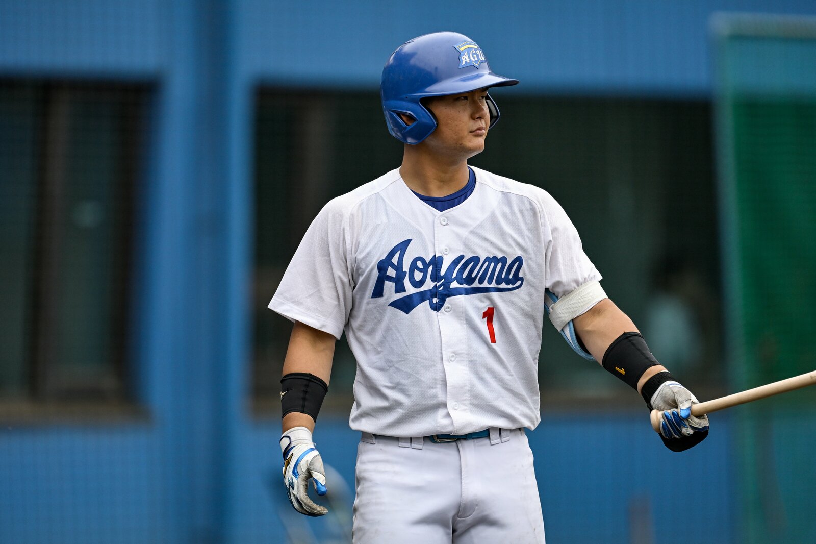 7月の国際大会では大学日本代表の主将に就任。4番捕手を務め、優勝に貢献した　photograph by Nanae Suzuki