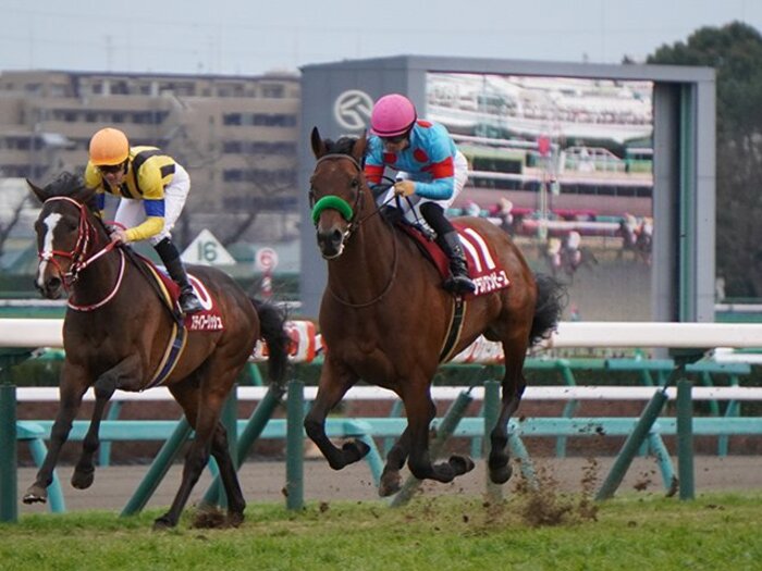 昨年1番人気で6着の雪辱なるか。大阪杯の焦点はブラストワンピース。<Number Web> photograph by Satoshi Hiramatsu