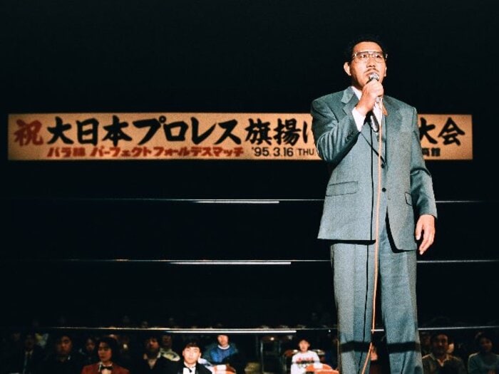 “4月で80歳”グレート小鹿はなぜ社会貢献に情熱を注ぎ、今もリングに立ち続けるのか「結局、オレもプロレスバカなんだね」<Number Web> photograph by Essei Hara