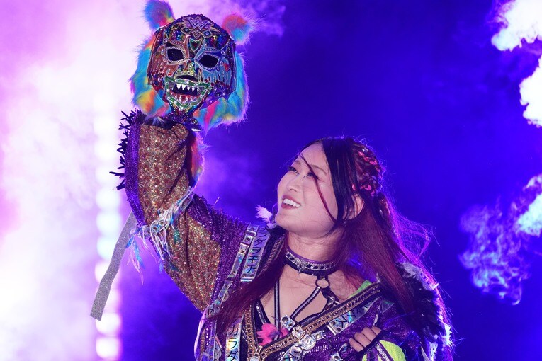 花道のイヨ・スカイ　©Essei Hara