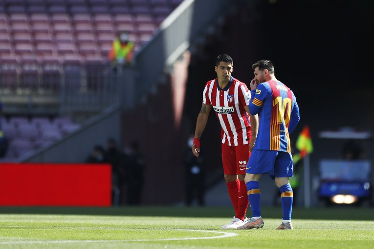 キックオフ直前に2人が談笑©Daisuke Nakashima