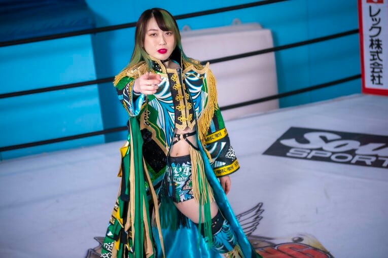 上谷沙弥「アイドルへの未練はなくなった」 元バイトAKBがスターダムで“本物のプロレスラー”になるまで《特別グラビア》(38)