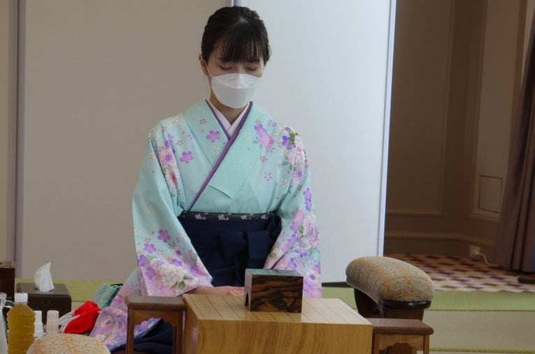 2021年の白玲戦、和服姿で臨む渡部女流三段　©LPSA