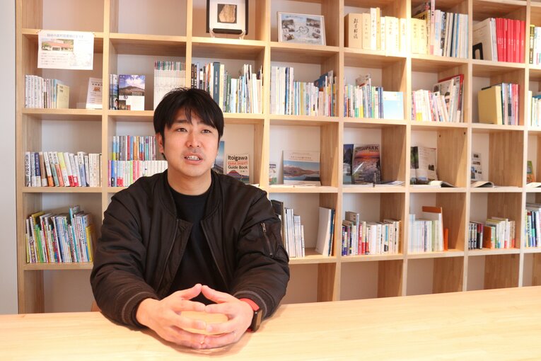 昨年まで隠岐高校（島根）の監督を務めていた渡部謙氏。現在は島根・情報科学の顧問 ©Yuki Kashimoto