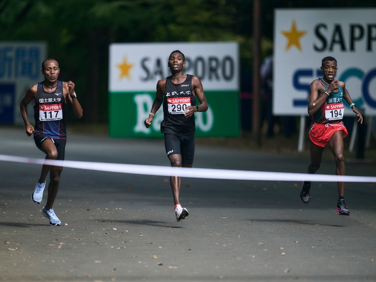 第100回大会の予選会。上位集団が留学生で固まるのが、もはや恒例に　©Yuki Suenaga