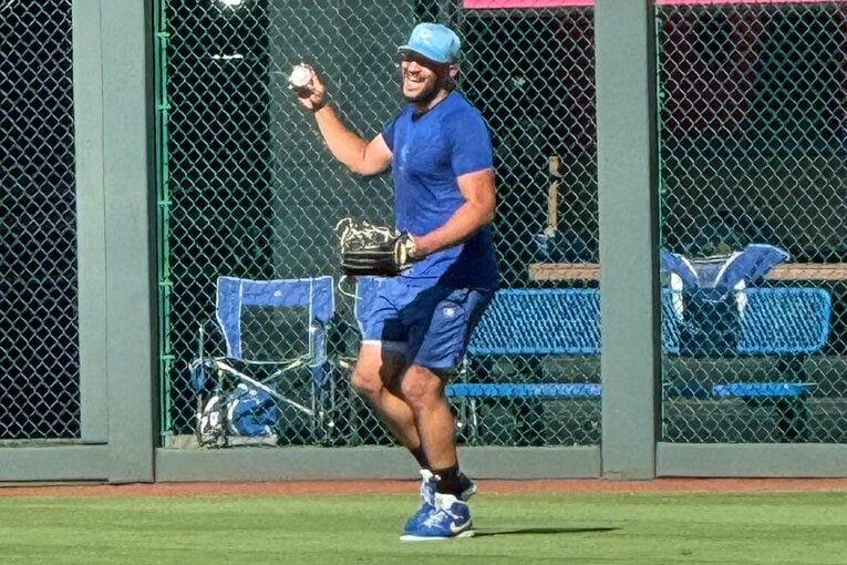 練習するエステベス　©Naoyuki Yanagihara