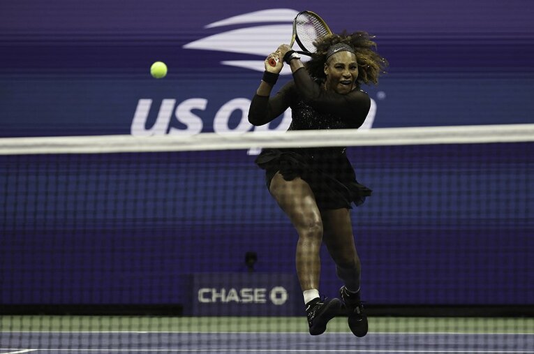 今月、競技から事実上の引退を表明したセリーナ。全米の観客は女王の迫りくる終止符に熱視線を送っている ／ photograph by Hiromasa Mano